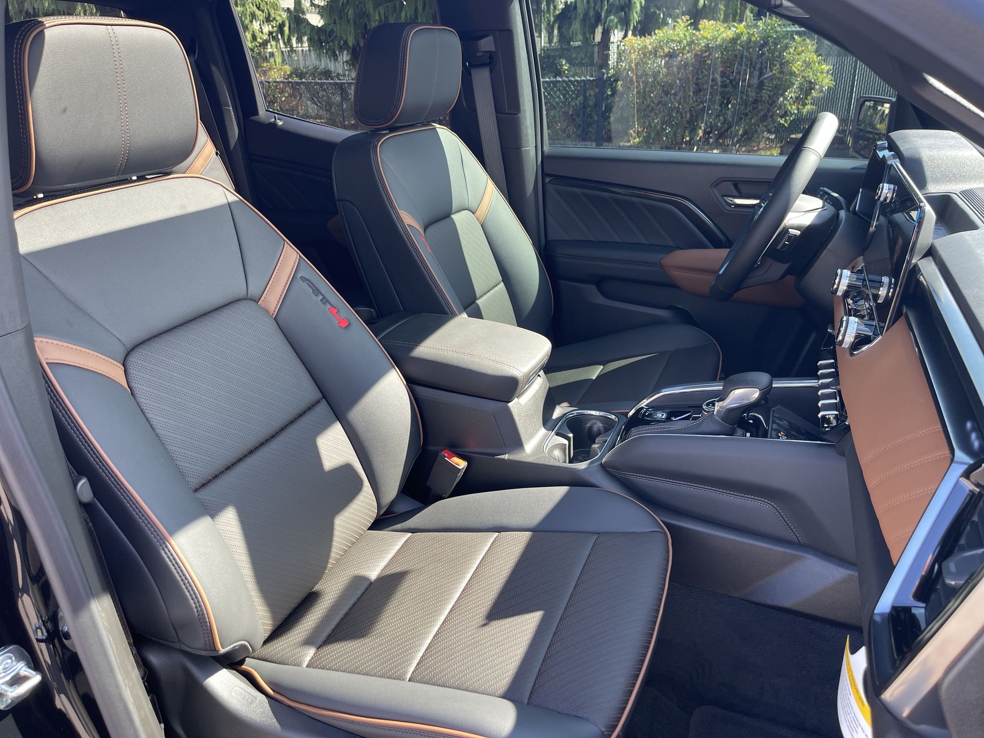 2026 Gmc Canyon AT4 photo 28