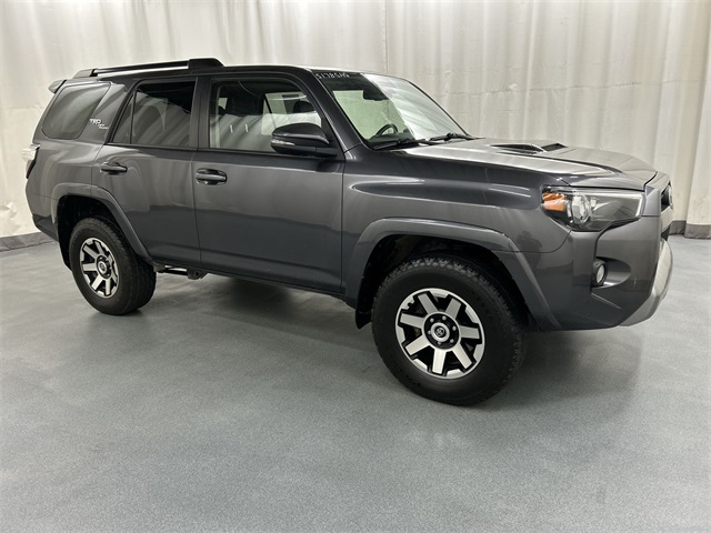 2020 Toyota 4Runner TRD Off-Road Premium's photo