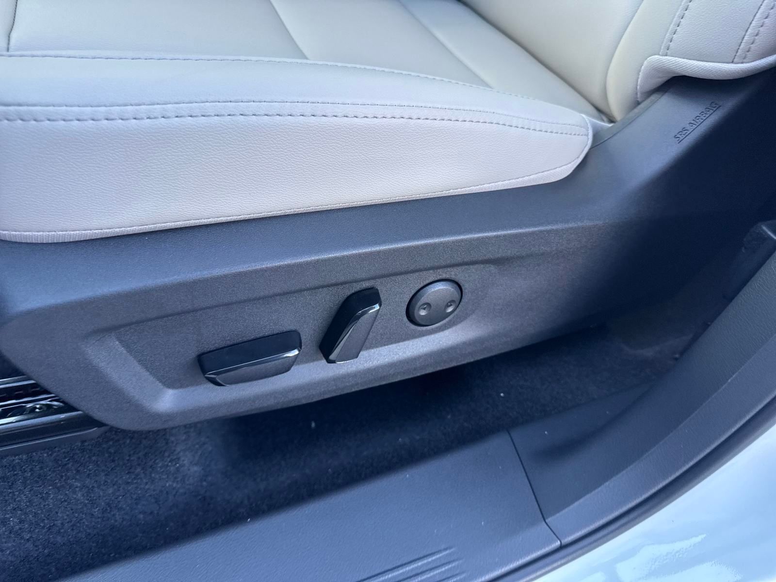 2025 Nissan Murano SL photo 24