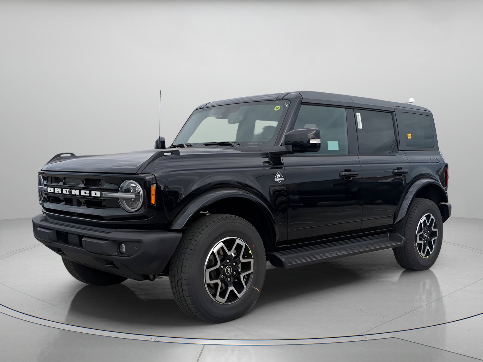 2025 Ford Bronco 4-Door Outer Banks's photo