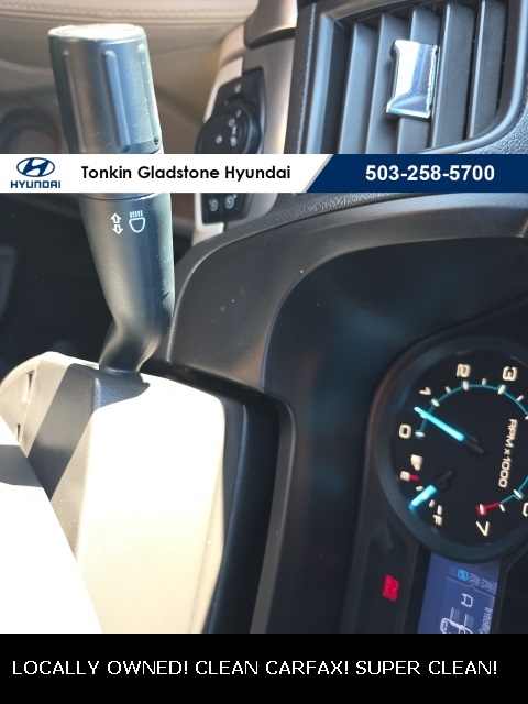 2013 Ford Explorer Base photo 14