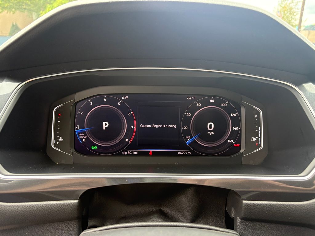 2019 Volkswagen Tiguan SEL R-Line photo 15