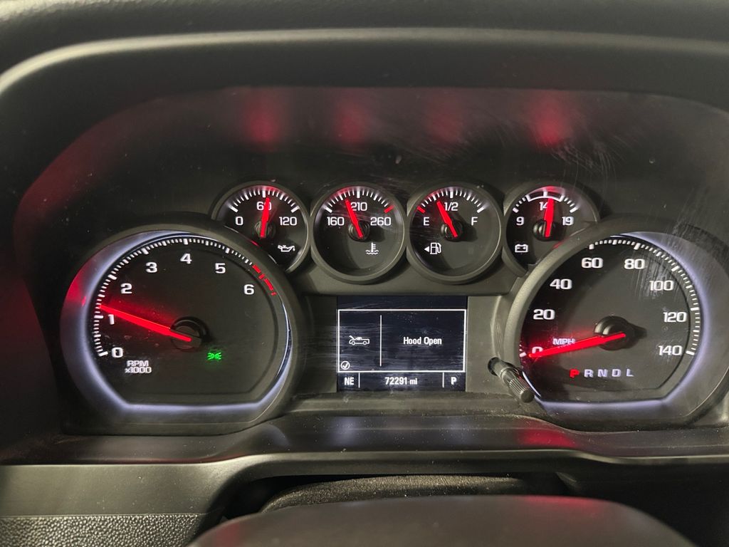 2020 Chevrolet Silverado 1500 Custom photo 9