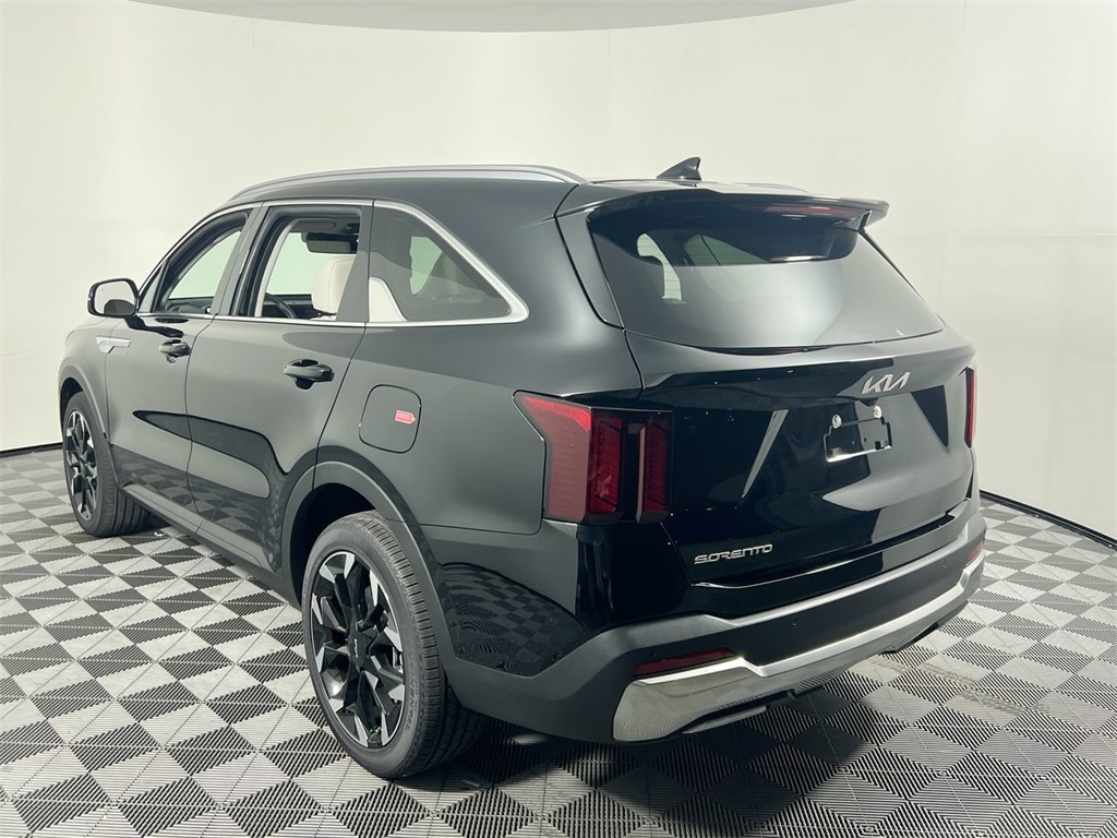 2025 Kia Sorento EX photo 4