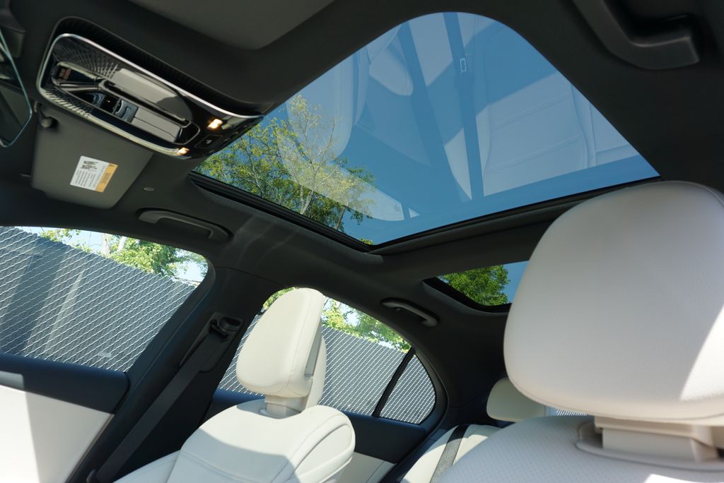 2025 Mercedes Benz C 300 photo 37