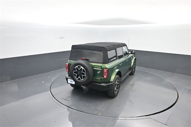 2022 Ford Bronco Outer Banks photo 18