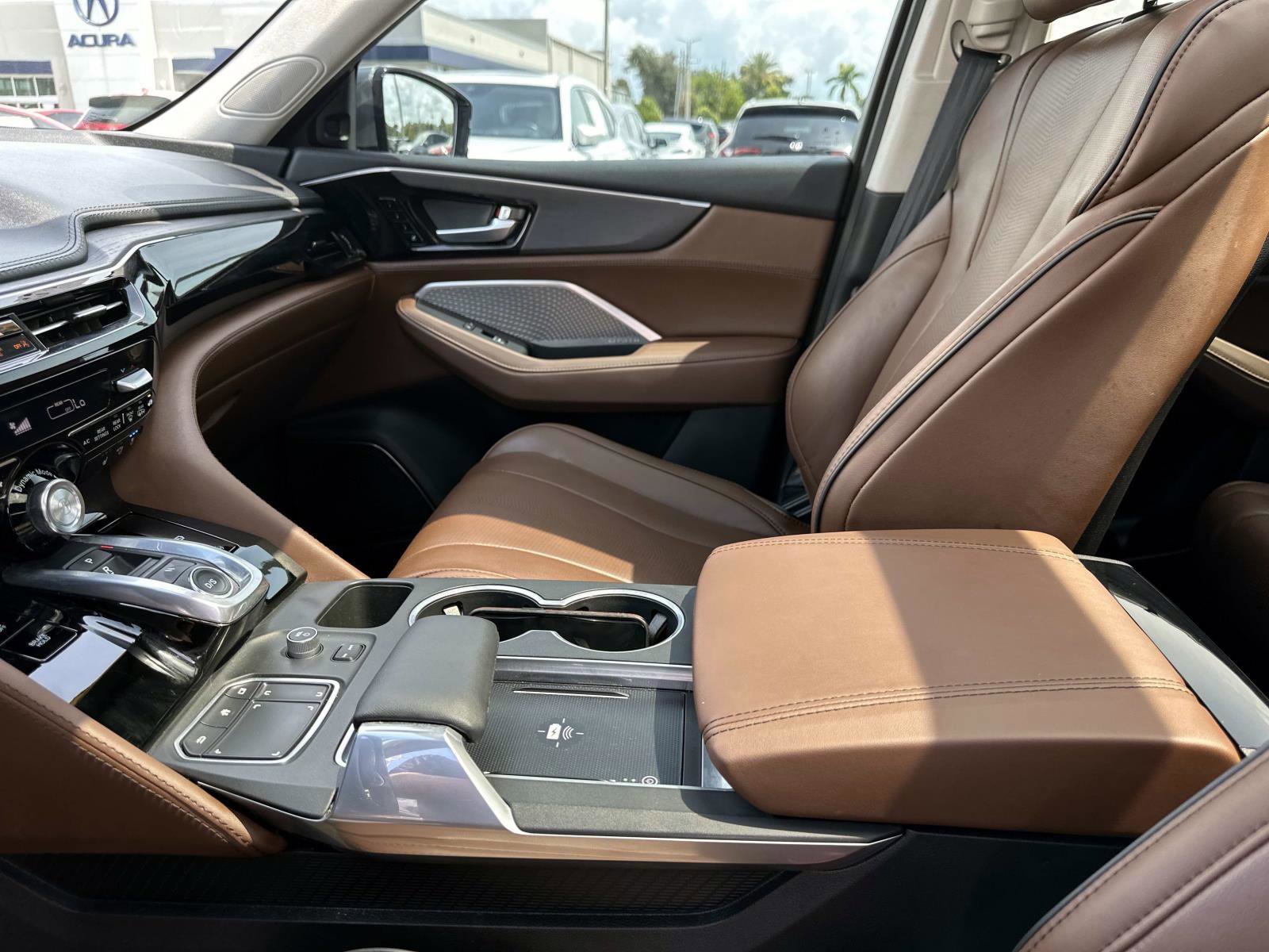 2024 Acura MDX SH-AWD Advance photo 21