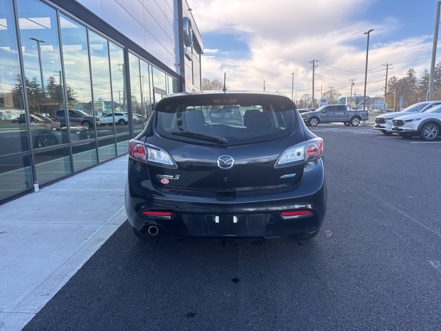 2013 Mazda Mazda3 Touring photo 4