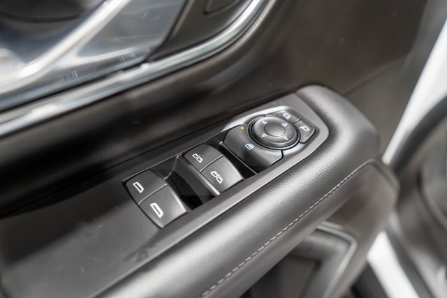 2024 Gmc Yukon SLE photo 15