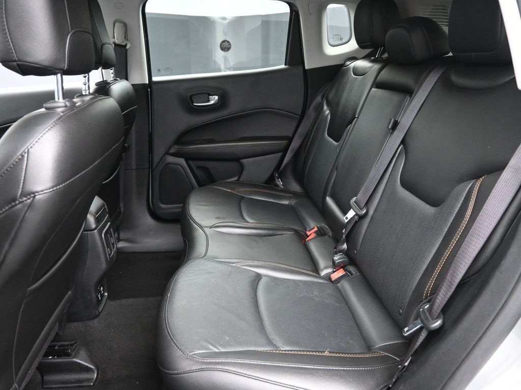 2021 Jeep Compass Limited photo 8