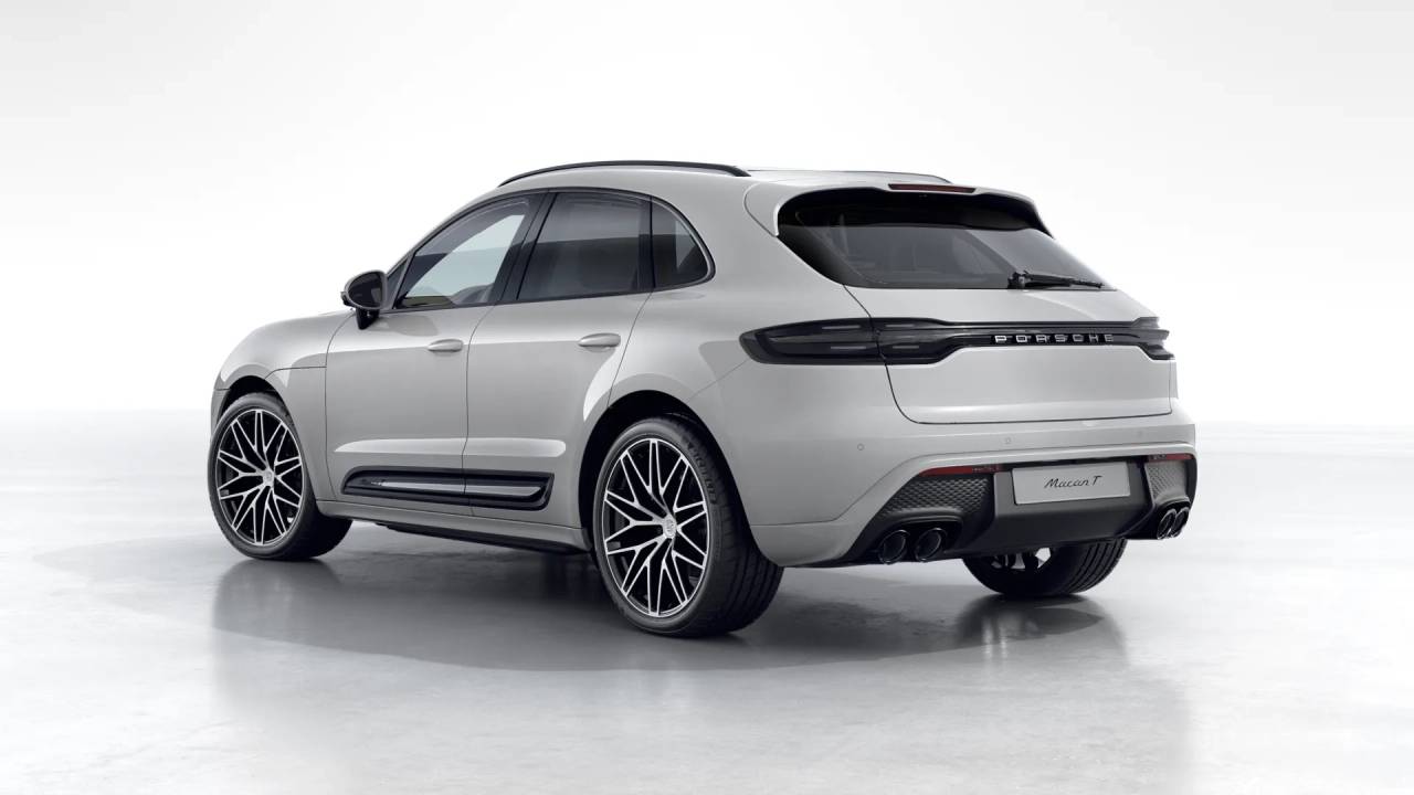 2026 Porsche Macan T photo 3