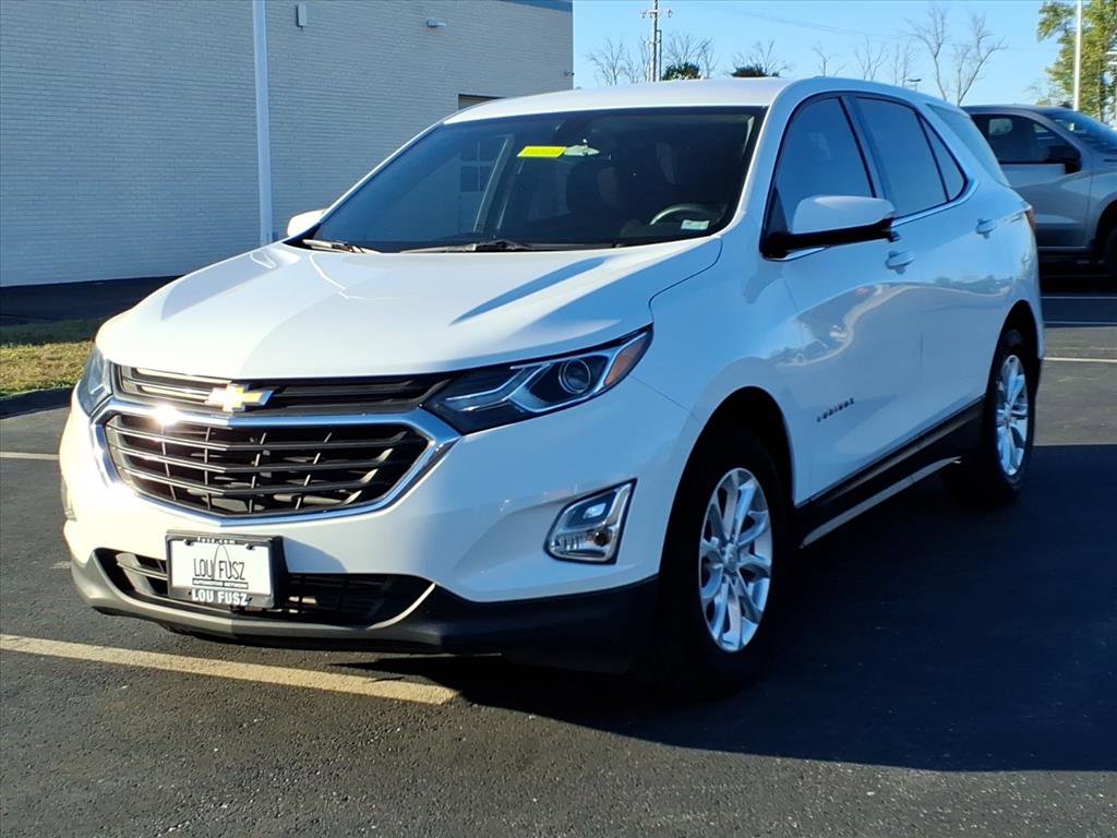 Used 2018 Chevrolet Equinox LT with VIN 2GNAXJEV2J6126273 for sale in Bridgeton, MO