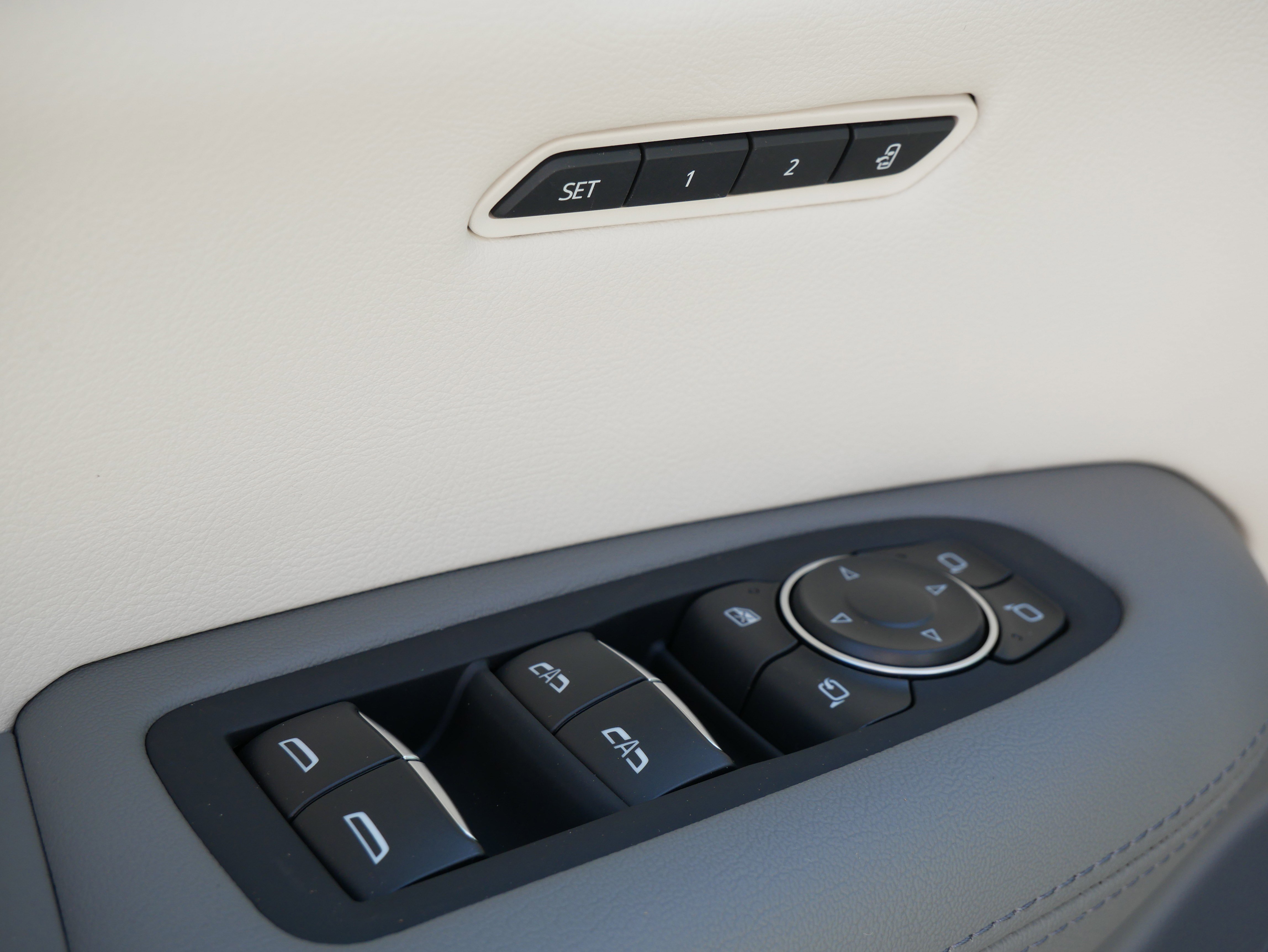 2025 Cadillac XT5 Premium Luxury photo 13