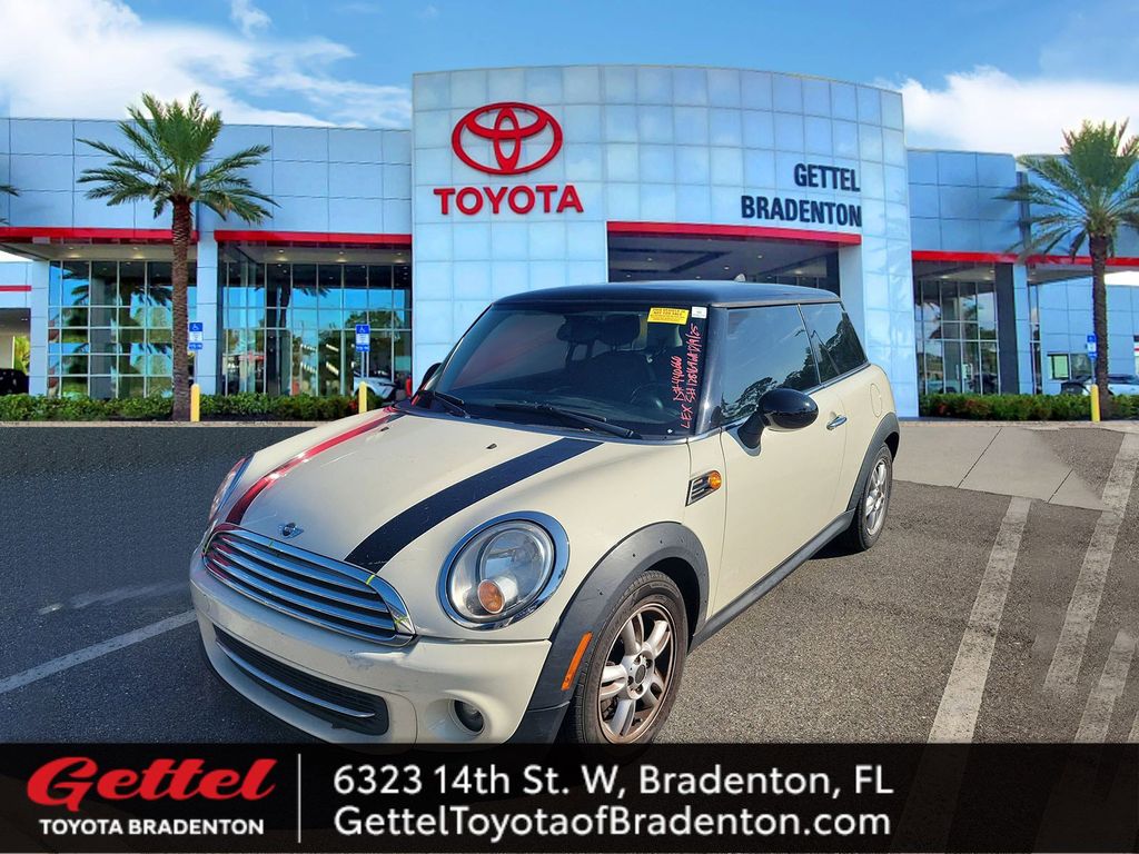 2011 MINI Cooper Base's photo