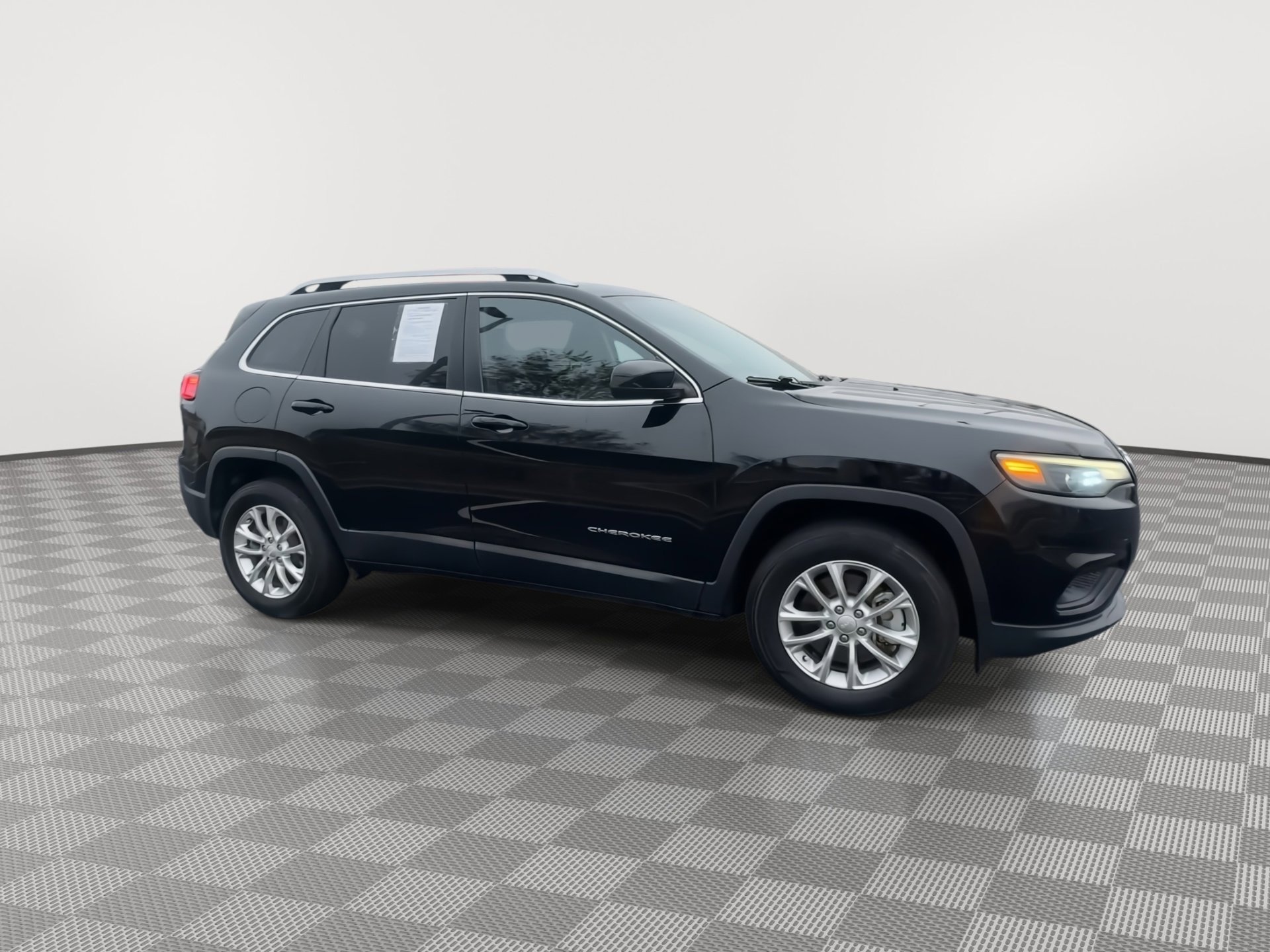 Used 2019 Jeep Cherokee Latitude with VIN 1C4PJMCB4KD212881 for sale in Joplin, MO