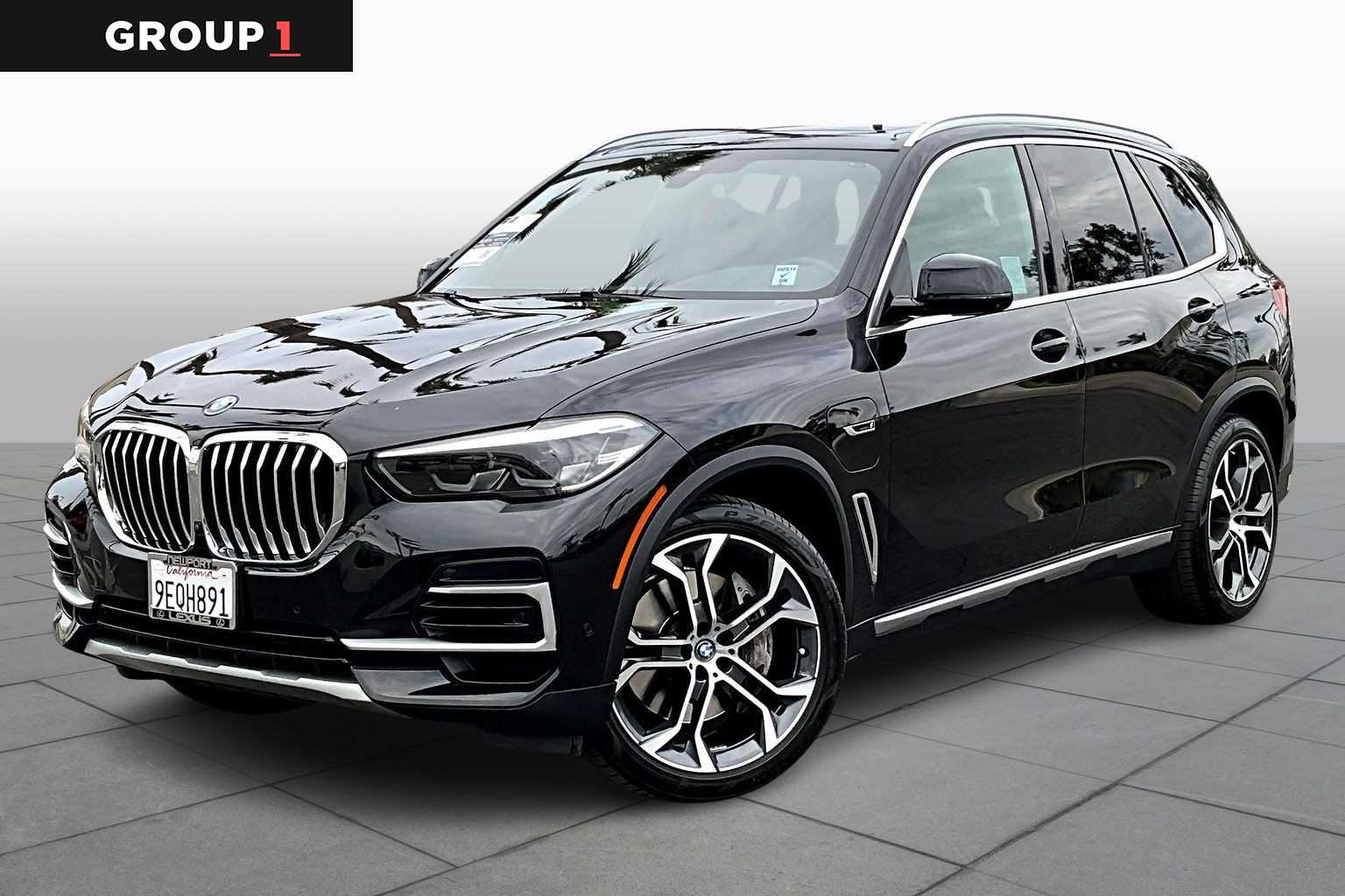 2023 BMW X5 45e's photo