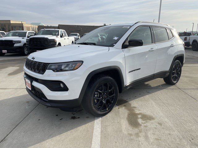 2026 Jeep Compass Altitude's photo