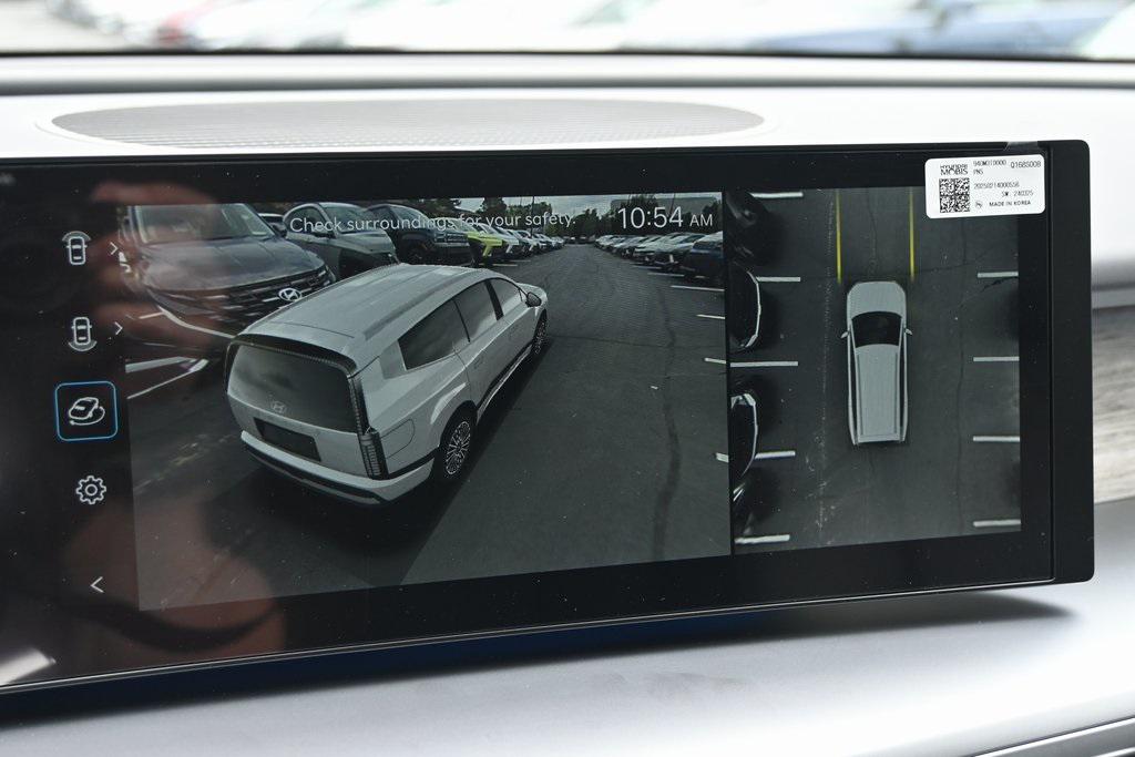 2026 Hyundai Ioniq SEL photo 25