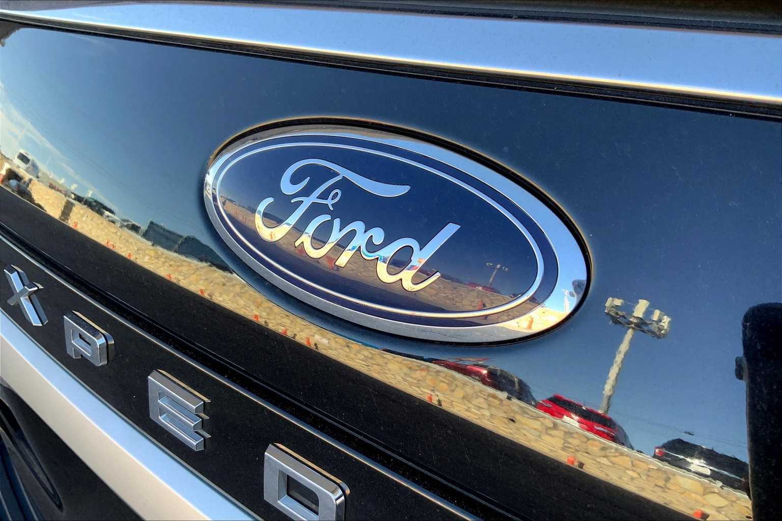 2024 Ford Expedition XLT photo 28