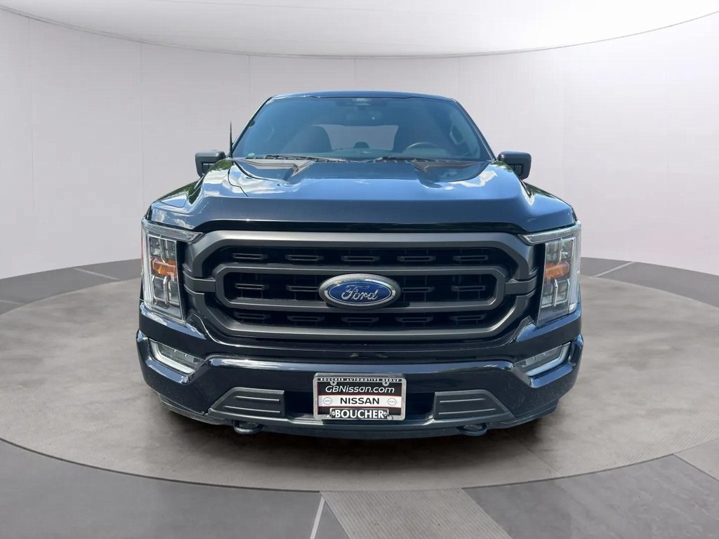 2022 Ford F-150 XLT photo 8