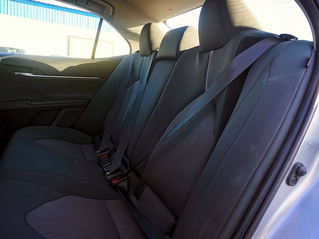 2022 Toyota Camry LE photo 24