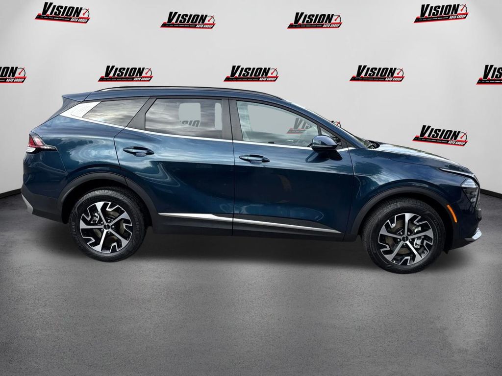 2025 Kia Sportage Hybrid EX photo 4