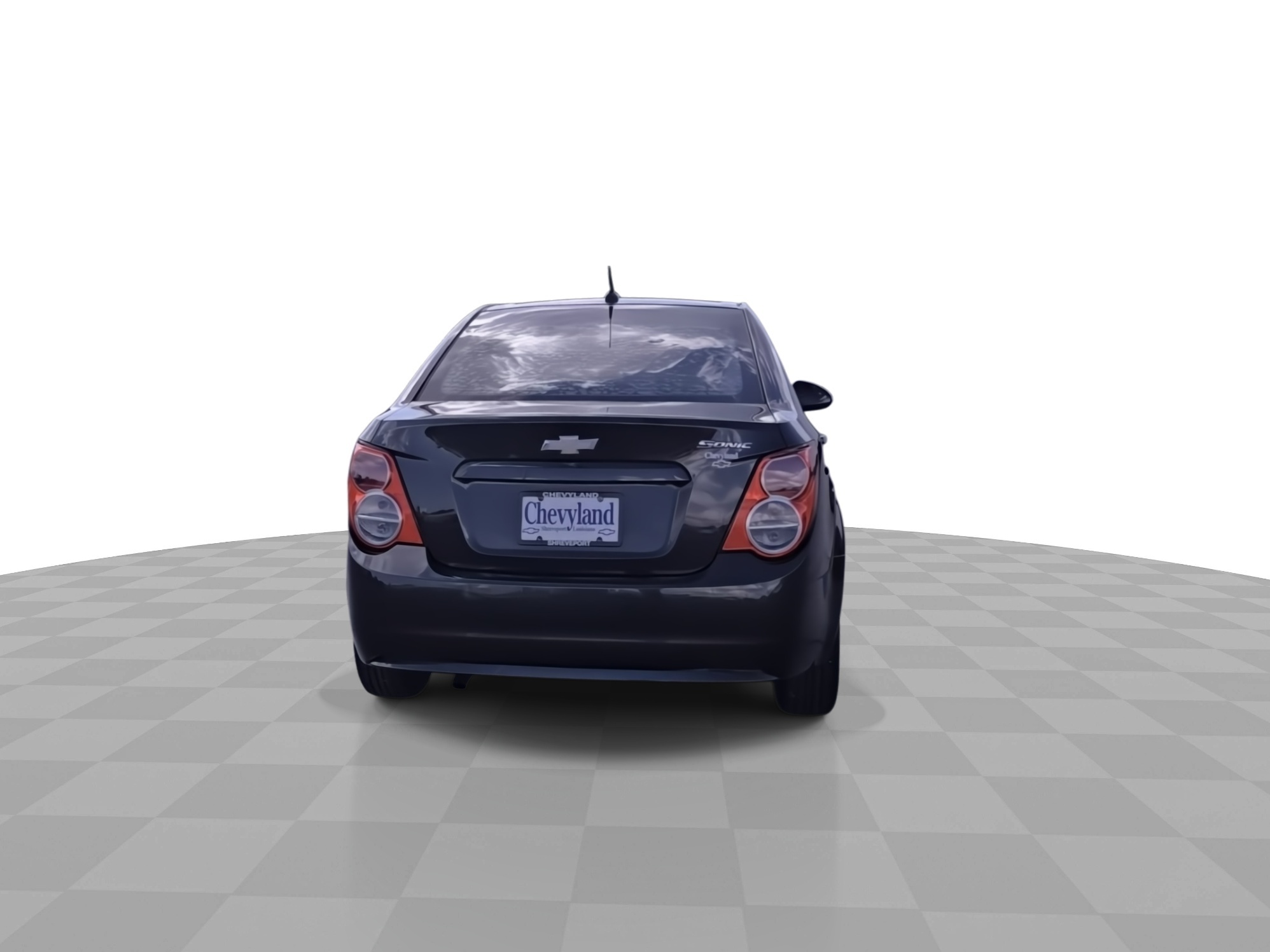 2013 Chevrolet Sonic LS photo 7