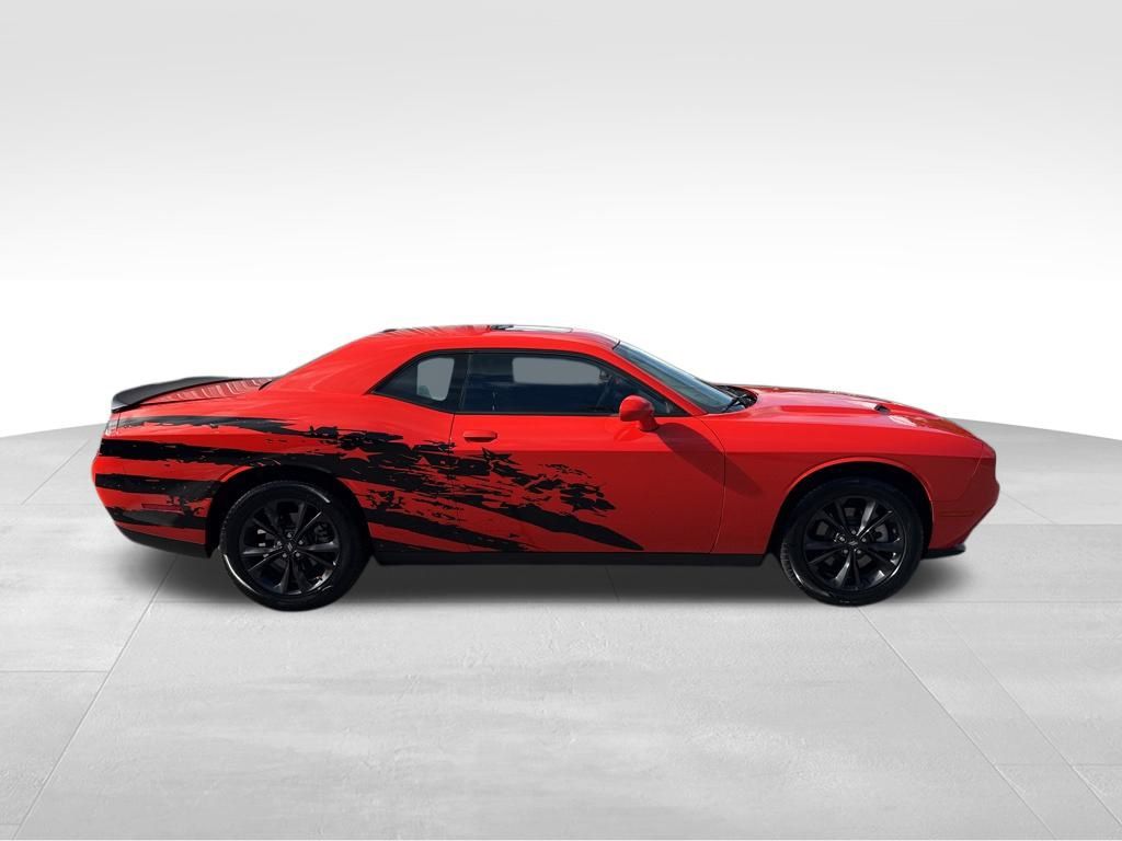 2023 Dodge Challenger SXT photo 6