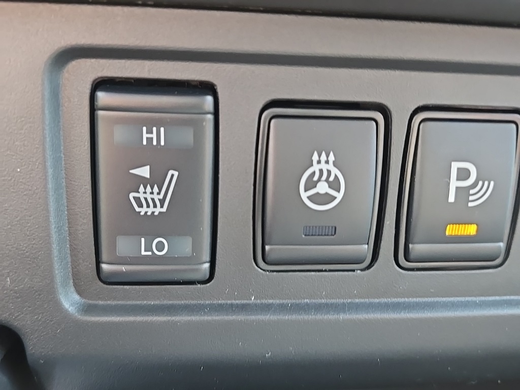 2025 Nissan Frontier Crew Cab SV photo 23