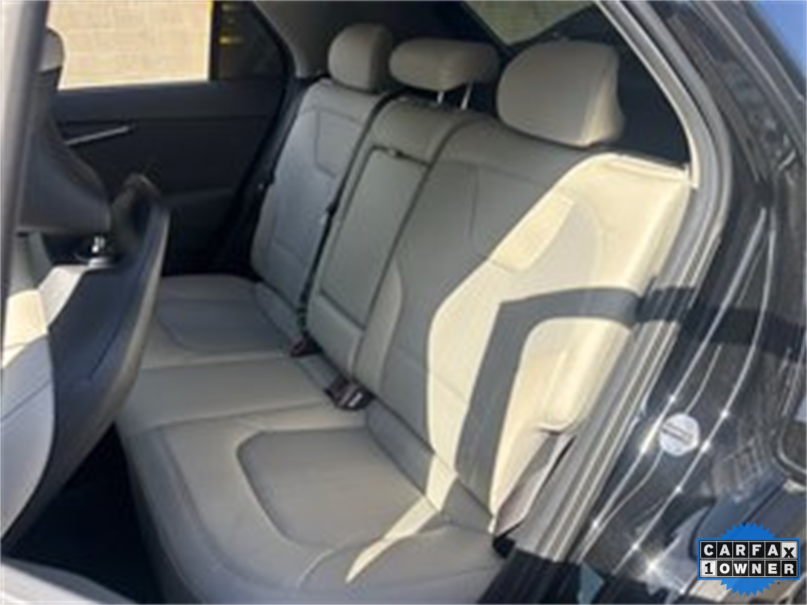 2023 Kia Niro EX photo 4