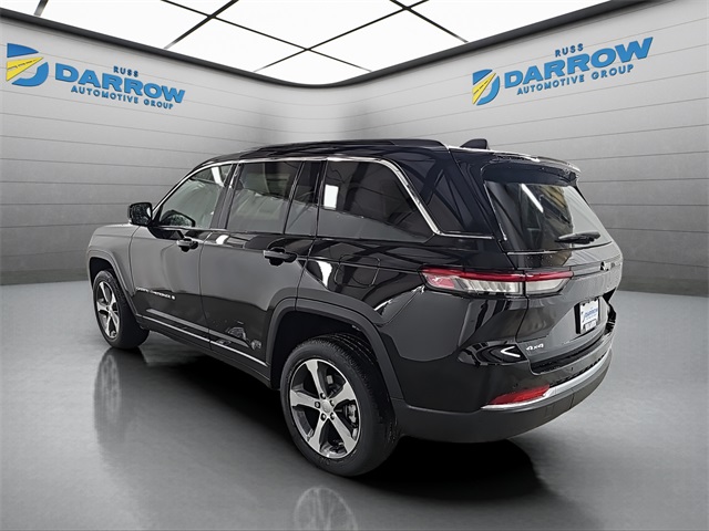 2025 Jeep Grand Cherokee Limited photo 3