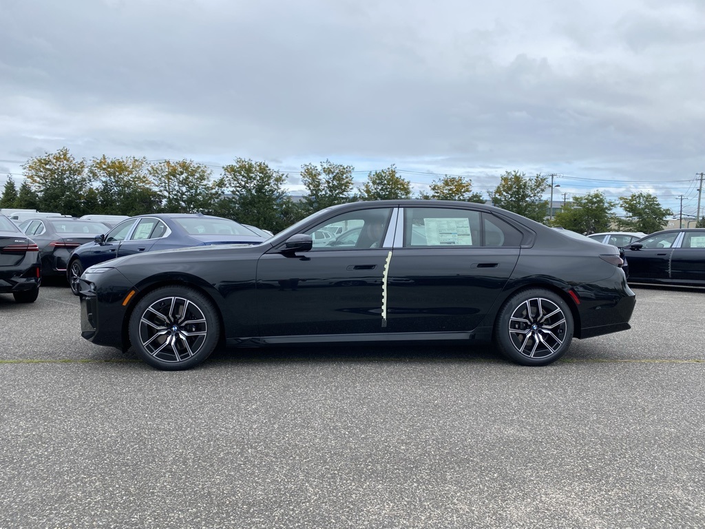 2026 Bmw 740i xDrive Sedan photo 2