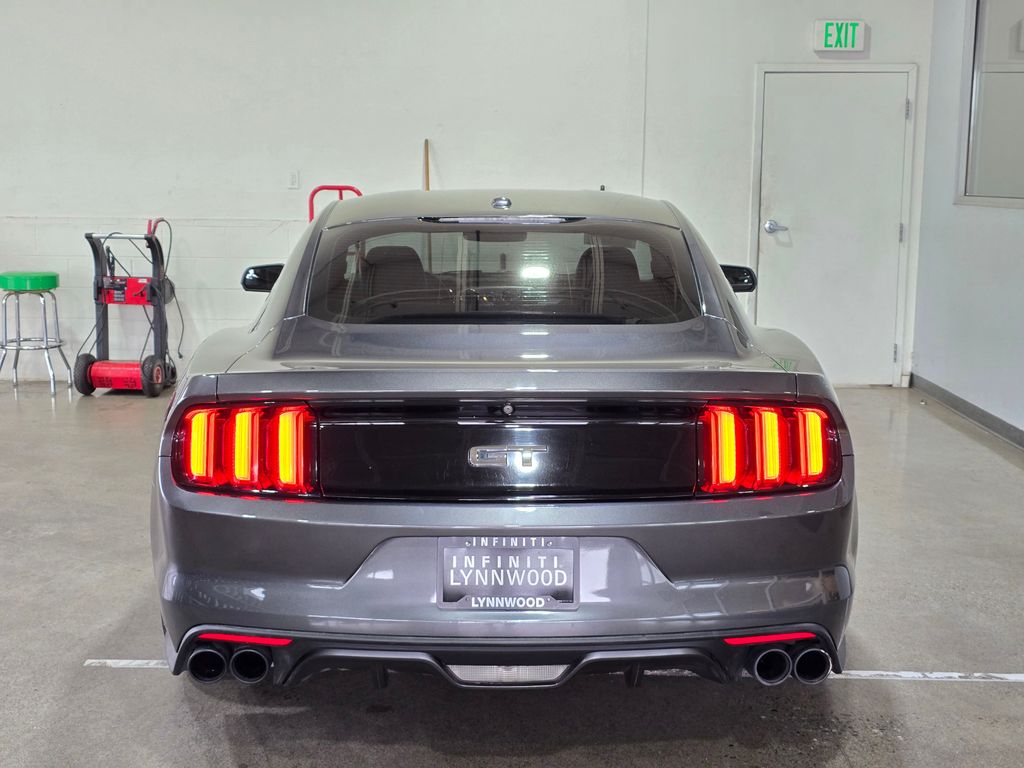 2017 Ford Mustang GT Premium photo 4