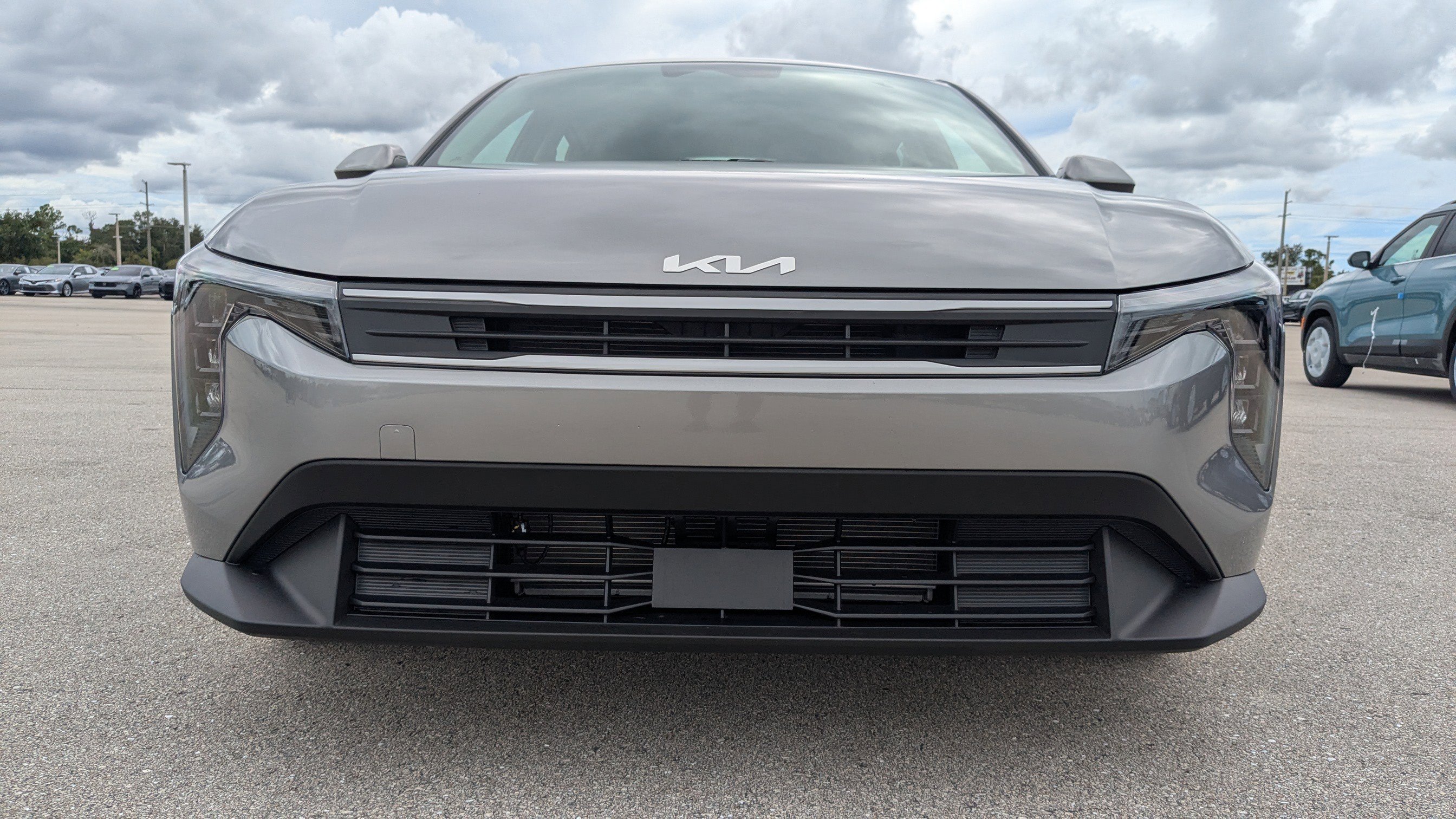 2025 Kia K4 LXS photo 3