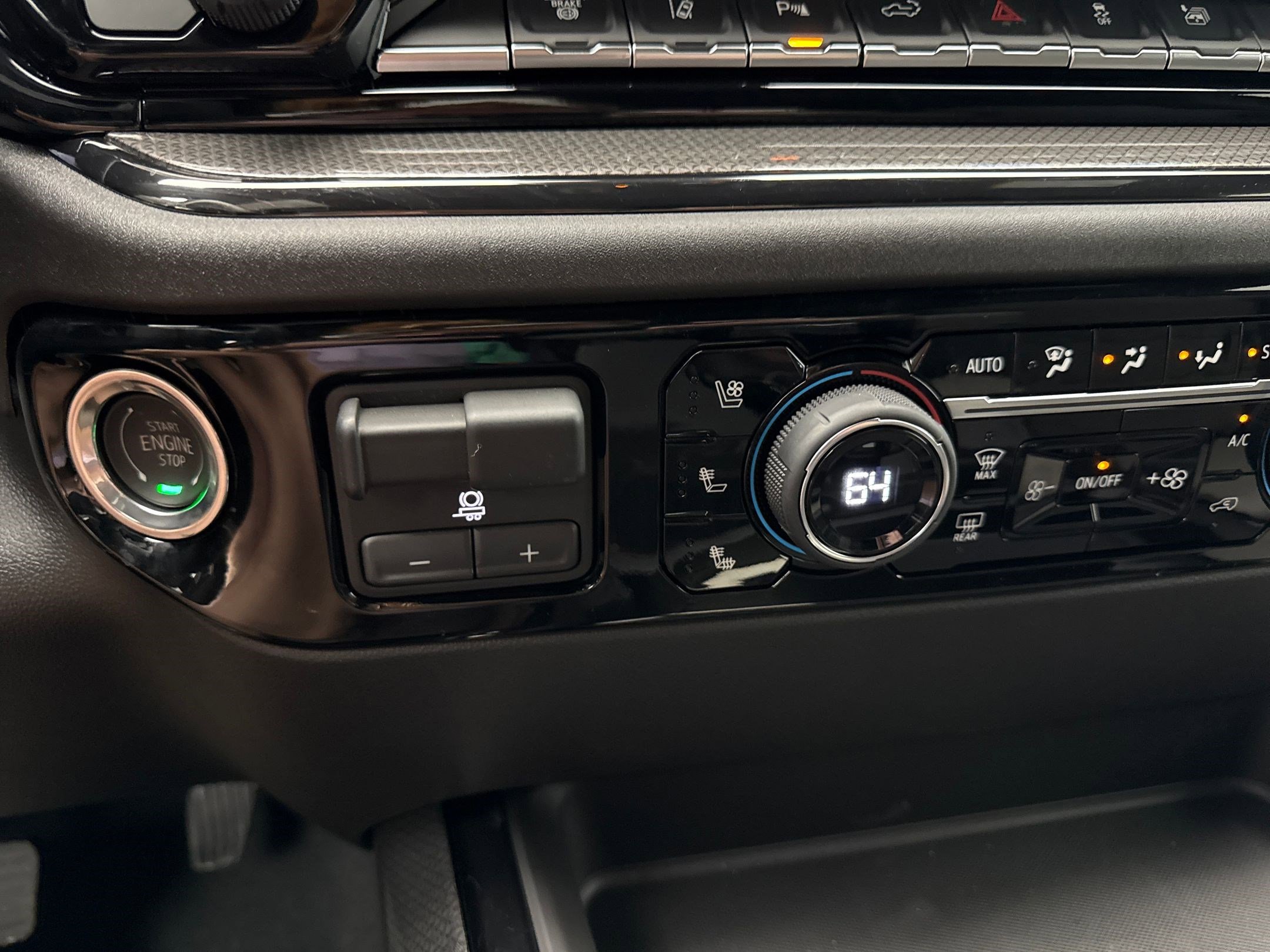 2025 Chevrolet Silverado ZR2 photo 16