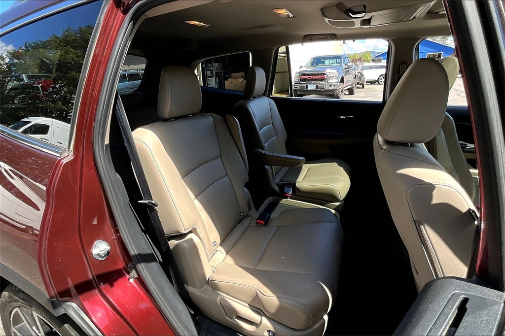 2021 Honda Pilot Touring photo 15