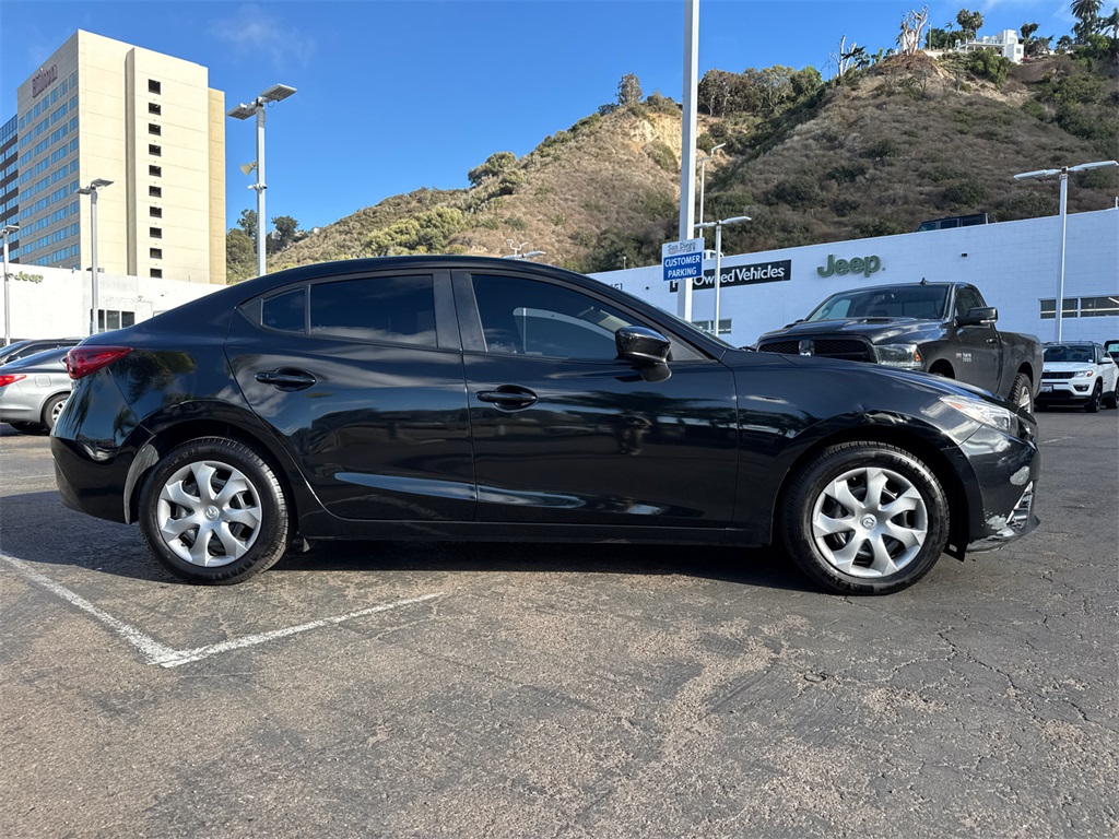 2016 Mazda Mazda3 i Sport photo 5