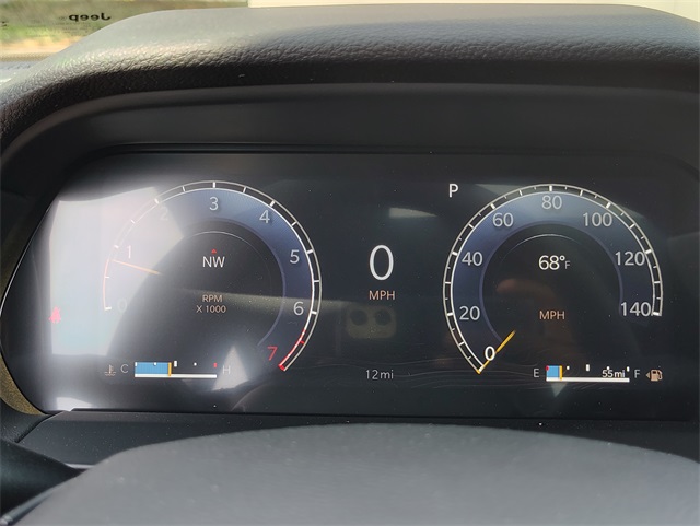2025 Jeep Grand Cherokee Laredo photo 16