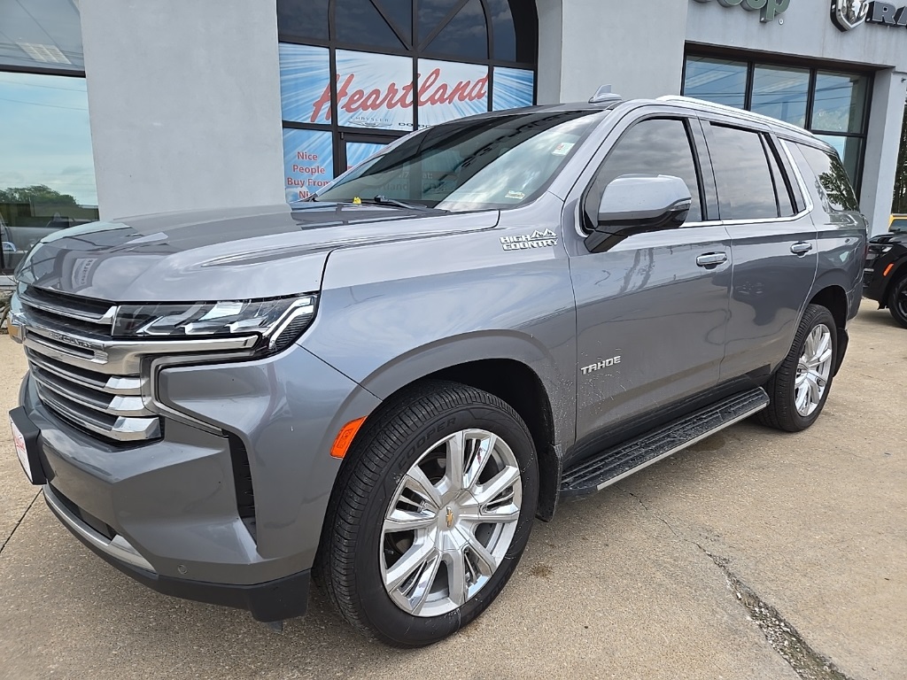 Used 2021 Chevrolet Tahoe High Country with VIN 1GNSKTKL0MR105934 for sale in Kansas City