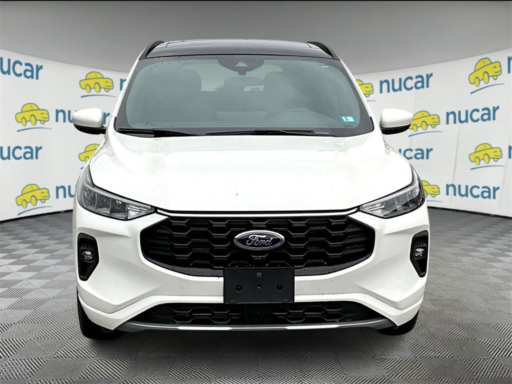2024 Ford Escape ST-Line Select photo 2