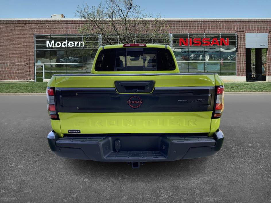 2026 Nissan Frontier Crew Cab PRO-4X photo 3