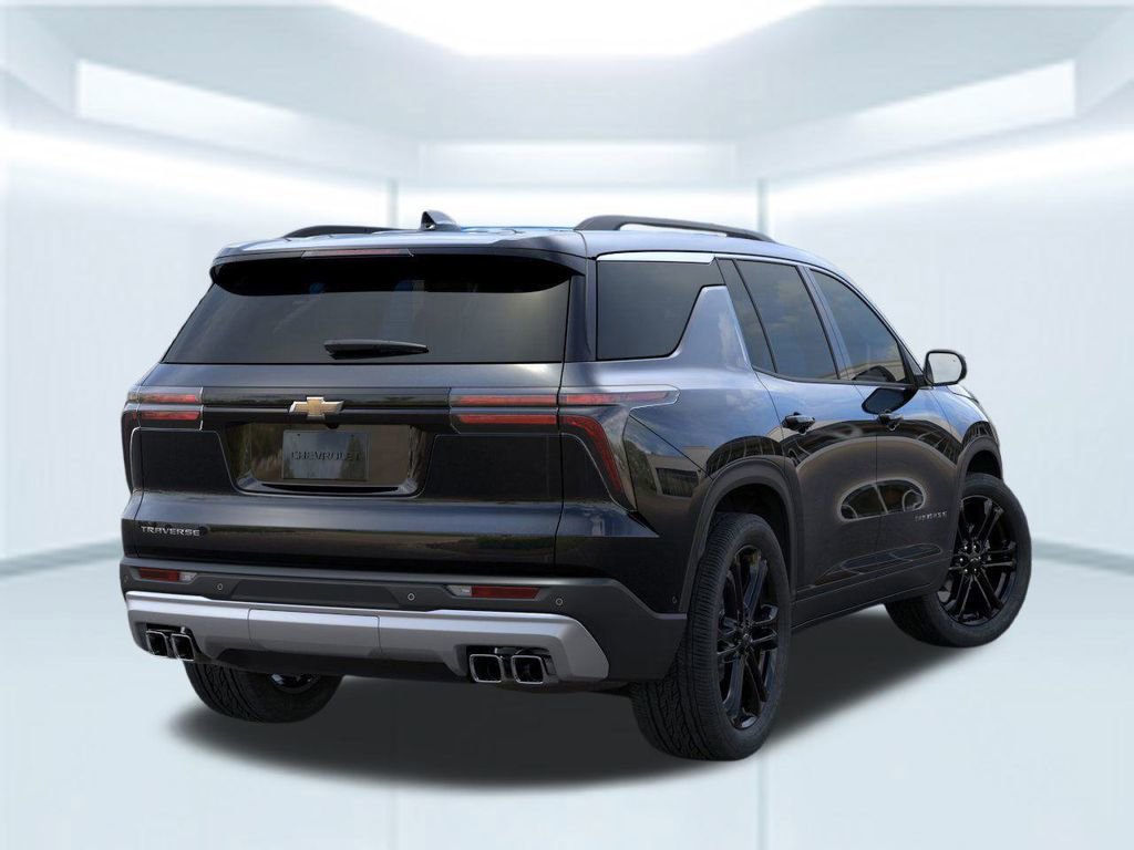 2026 Chevrolet Traverse photo 3