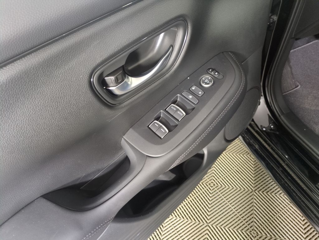 2026 Honda HR-V EX-L photo 11
