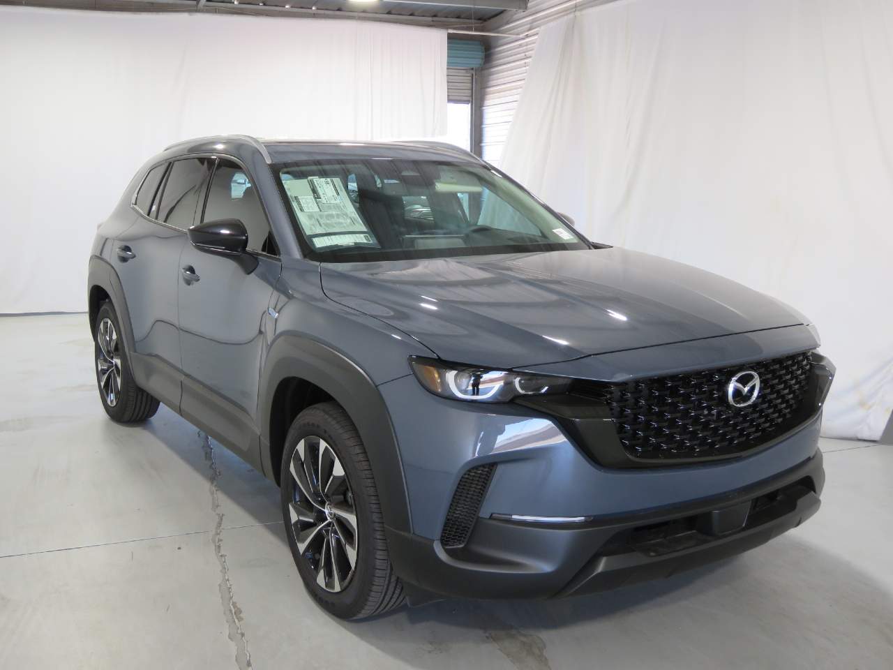 2025 Mazda CX-50 Premium Plus photo 3