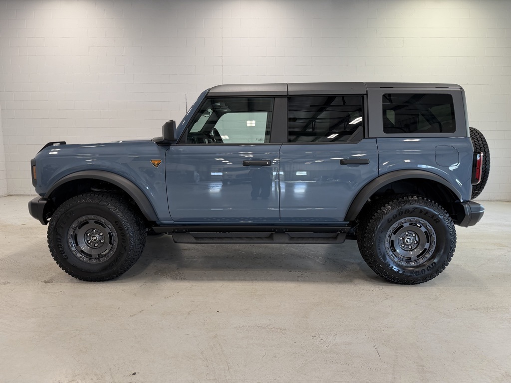 2025 Ford Bronco Badlands photo 4
