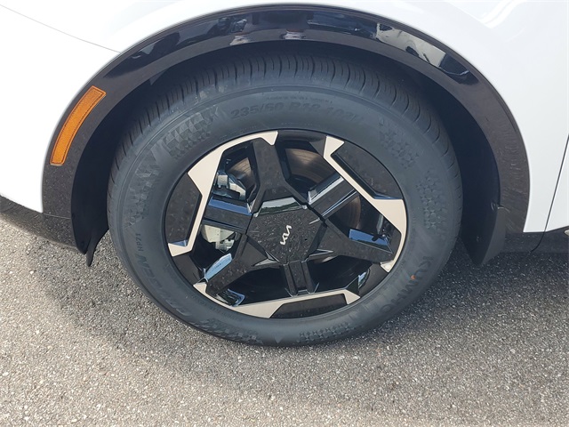 2026 Kia Sportage SX photo 3