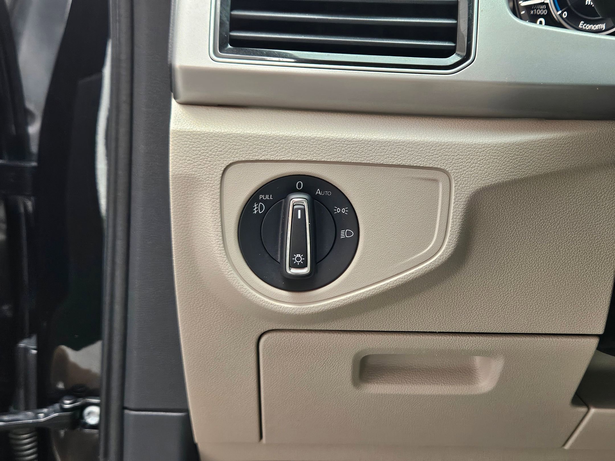 2019 Volkswagen Atlas V6 SEL Premium photo 14