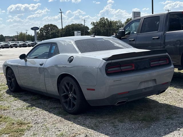 2021 Dodge Challenger GT photo 4