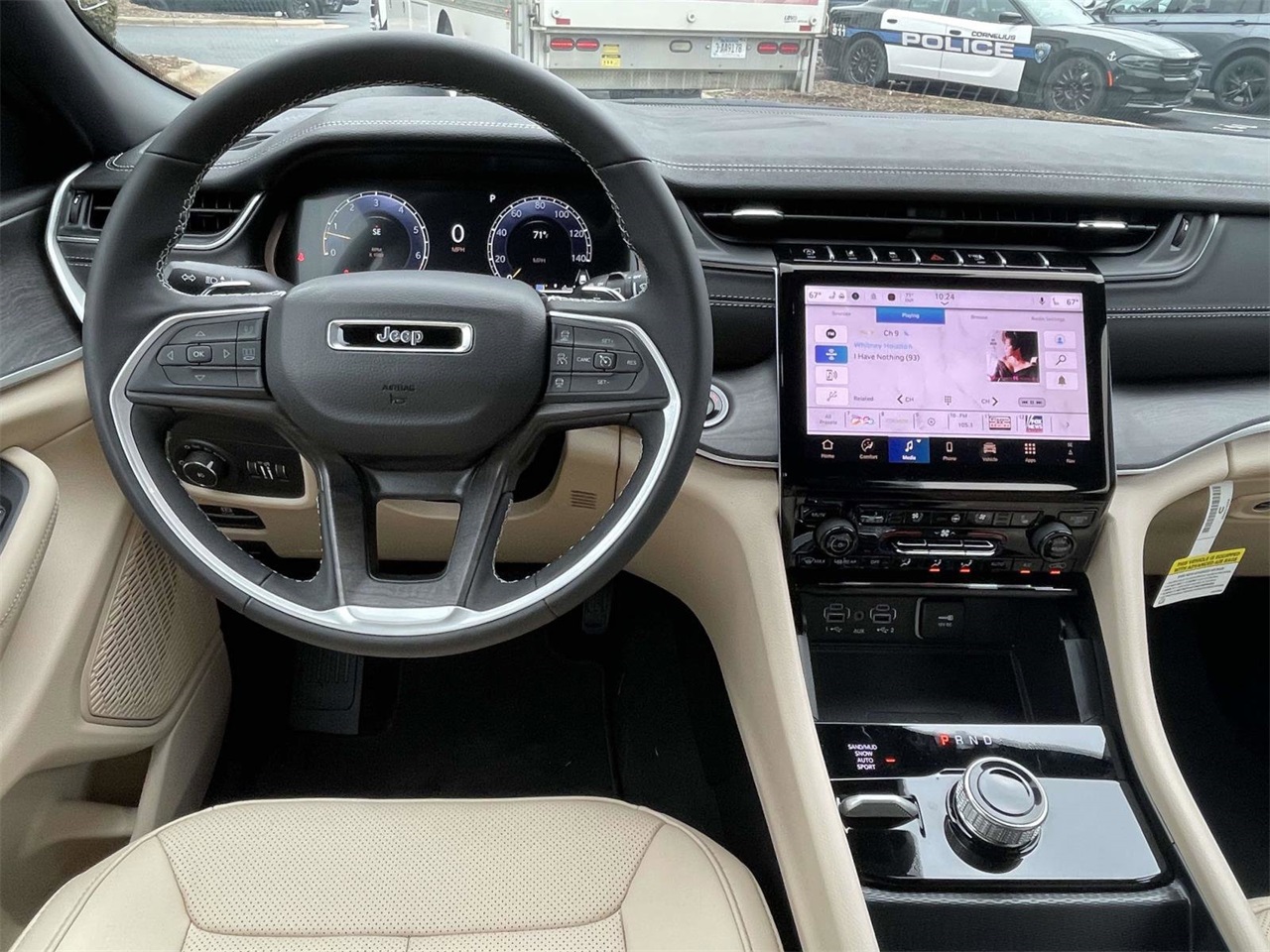 2025 Jeep Grand Cherokee Limited photo 6