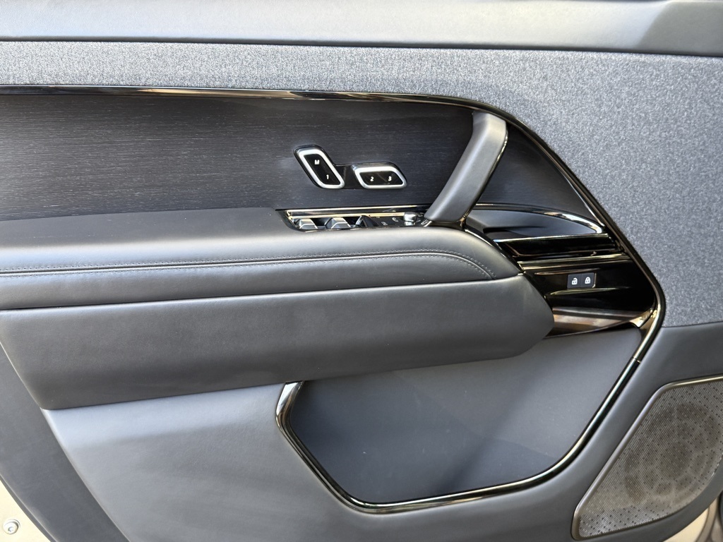 2025 Land Rover Range Rover Sport Autobiography photo 10